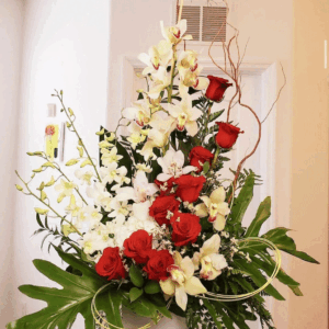 Organic Orchid & Roses Cascade