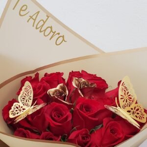Luxurious Personalized 25 Roses Bouquet