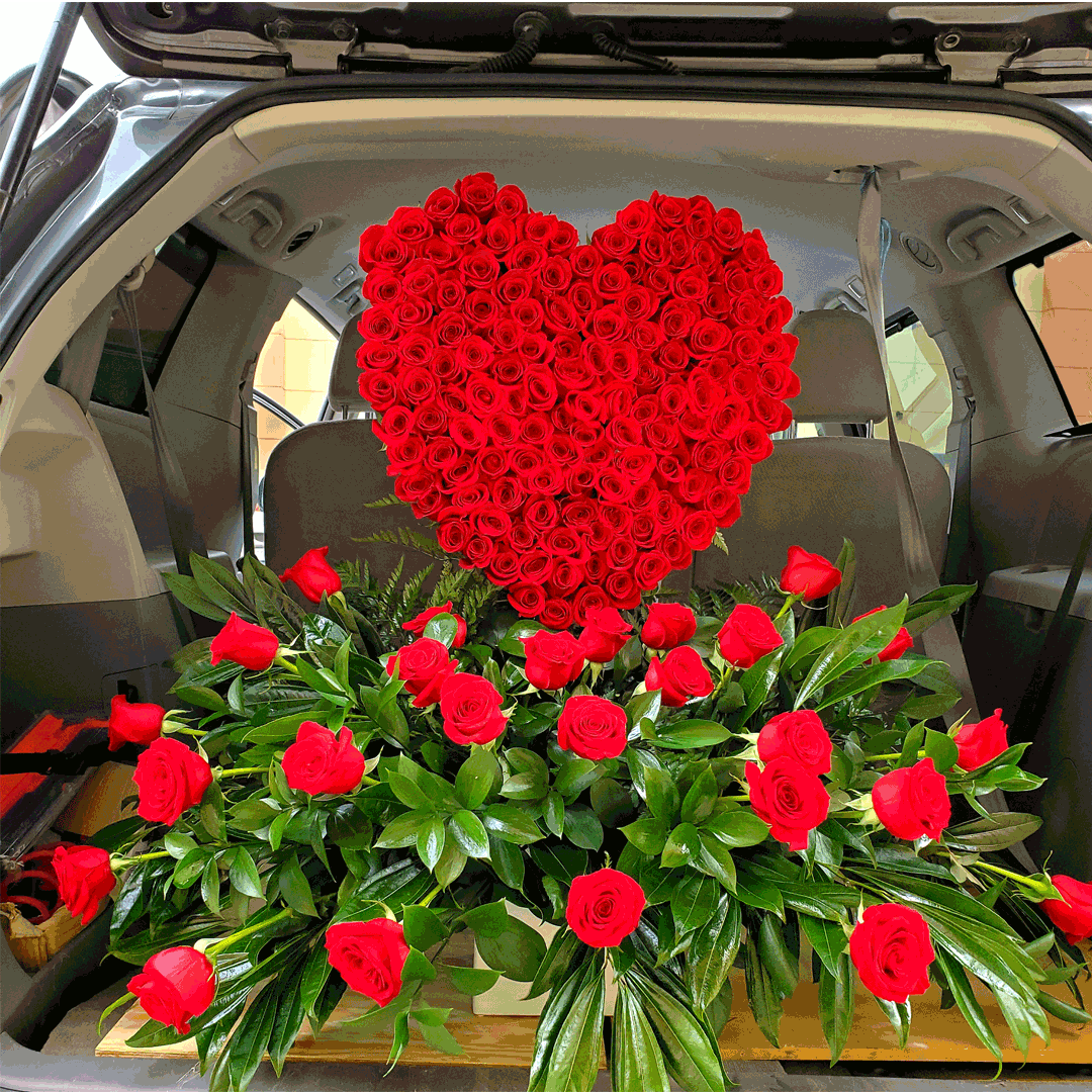 3 Ft. Tall - Amor Del Bueno Over The Top 100 Roses