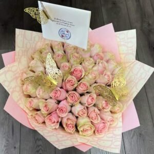Tender And Delicate Pink Roses Bouquet - Tierno Y